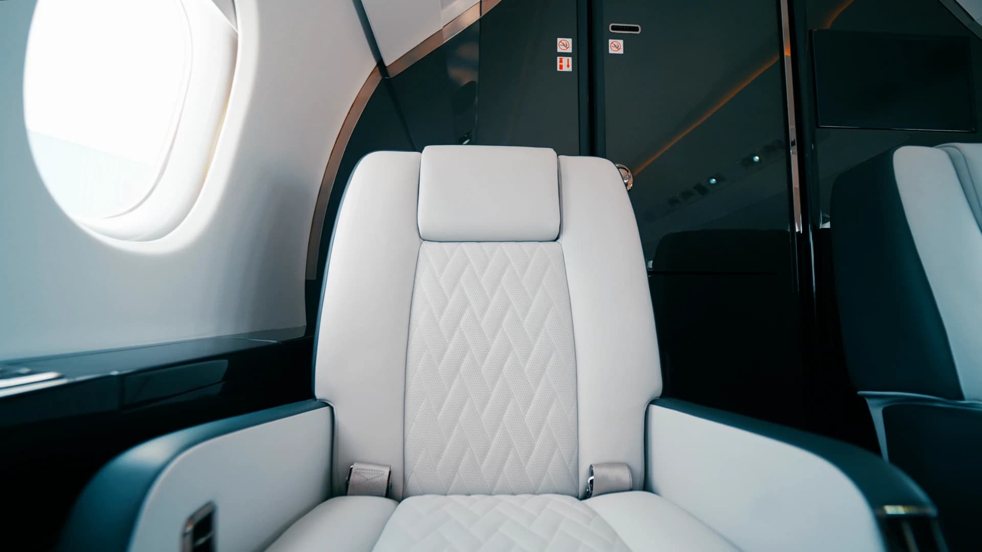 Falcon 2000 seat and diamond quilting.