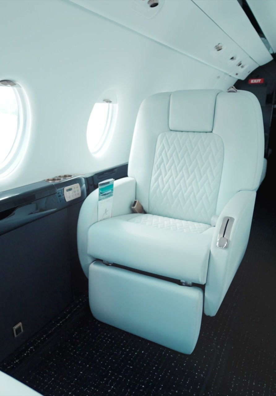 Gulfstream G200 · complete project film — frame from the original Rex film